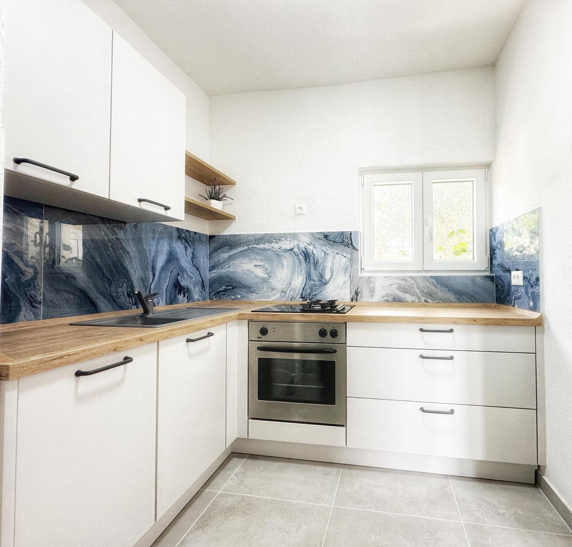 Apartmani Maja Kanica 罗戈兹尼察 外观 照片