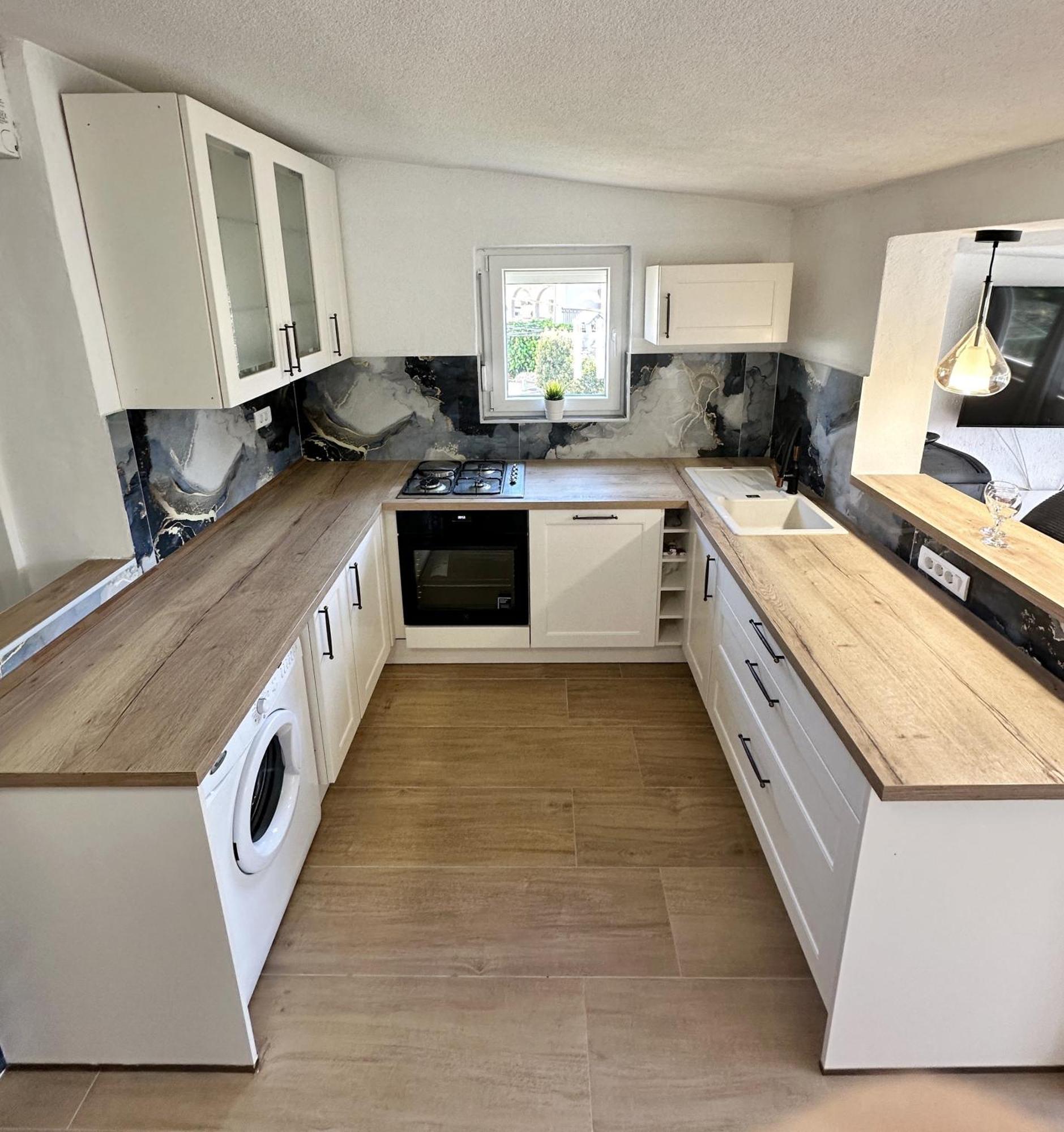 Apartmani Maja Kanica 罗戈兹尼察 外观 照片